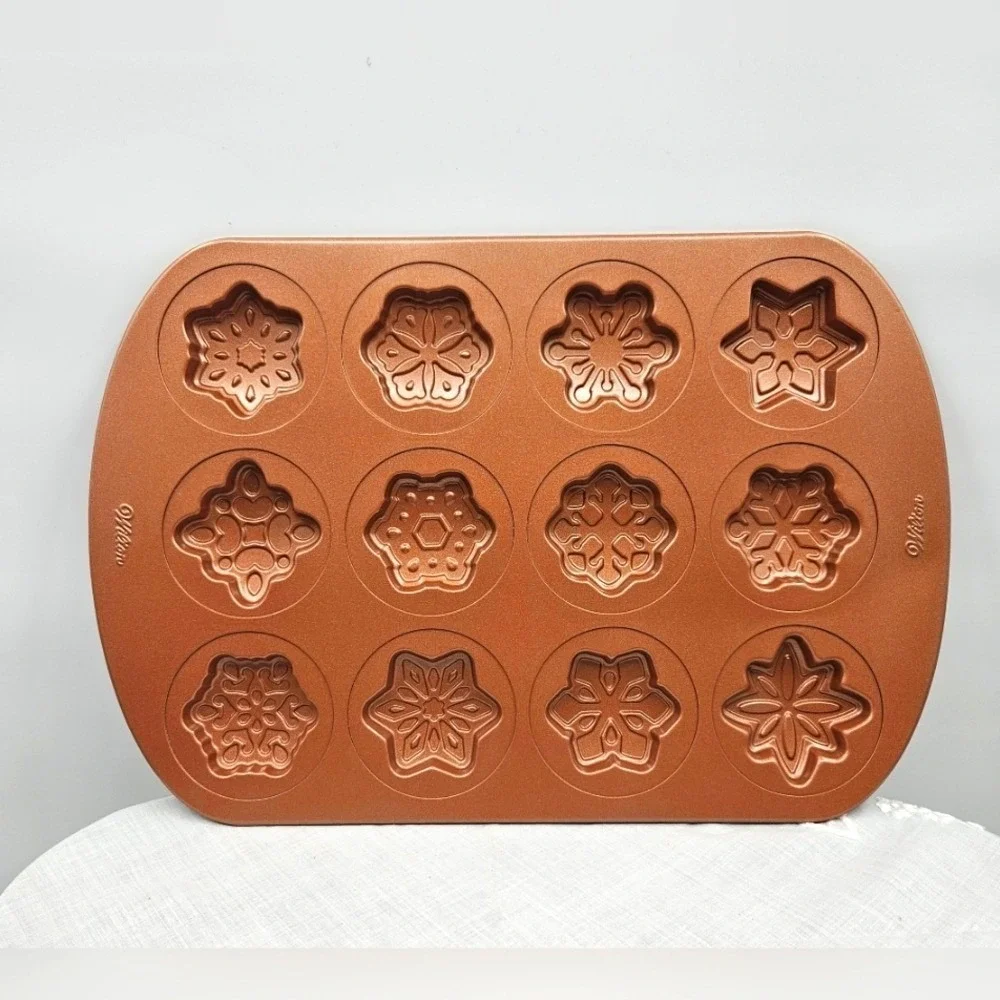 Wilton Snowflake Brownie Muffin‎ Pan Copper Nonstick 12 Cavity Holiday Baking